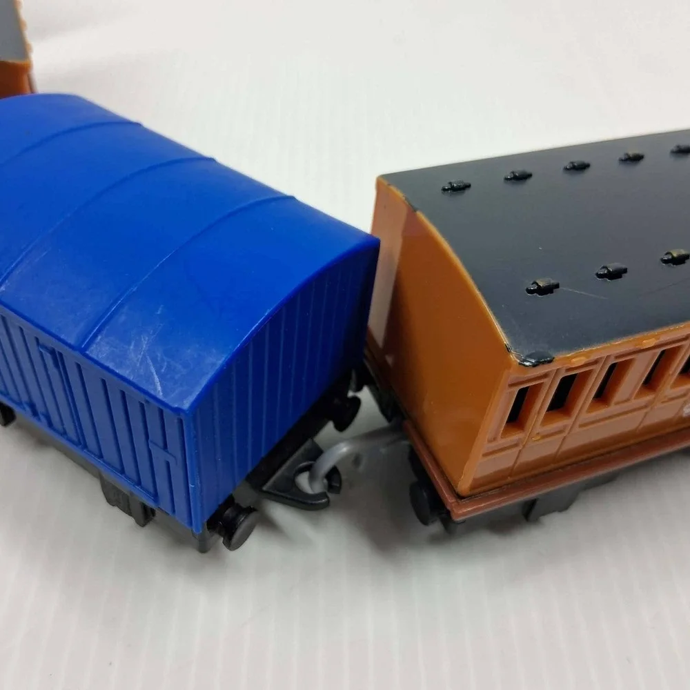 Thomas‎ & Friends TrackMaster Motorized Thomas Annie Clarabel Train Set 2013